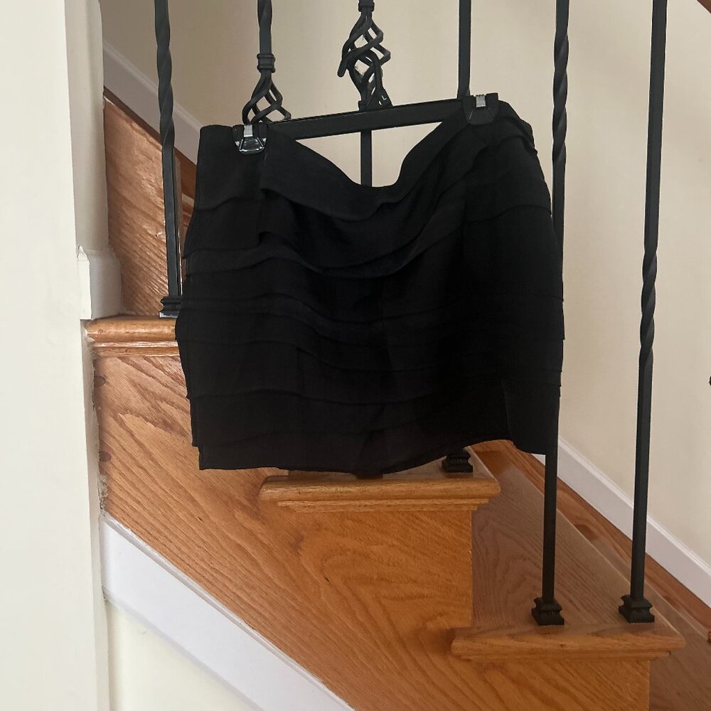 bebe Mini Skirt Size Large